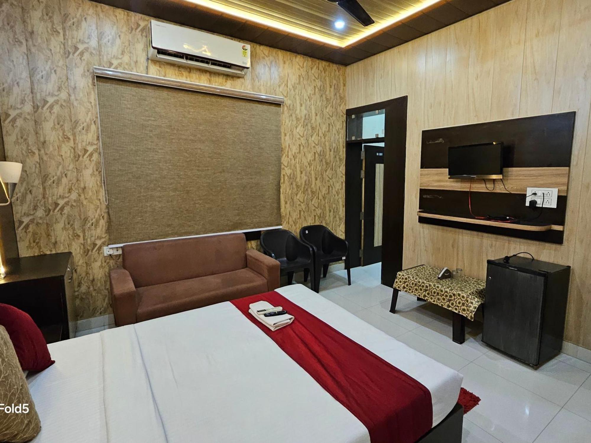 Bundeli Farm Resort Orchha Værelse billede