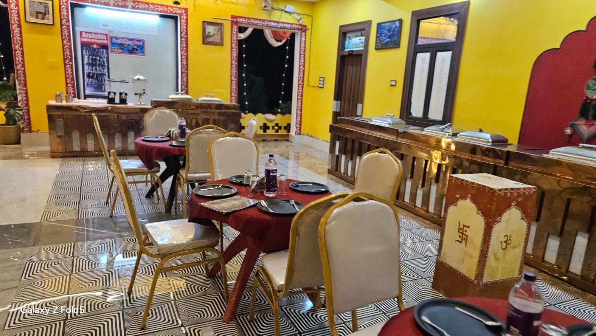 Bundeli Farm Resort Orchha Eksteriør billede