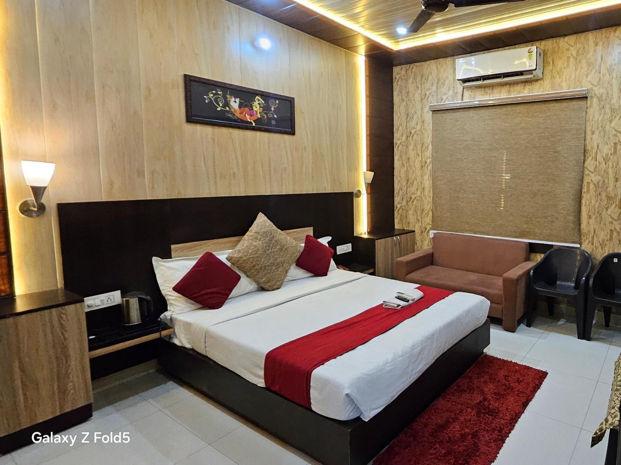 Bundeli Farm Resort Orchha Eksteriør billede