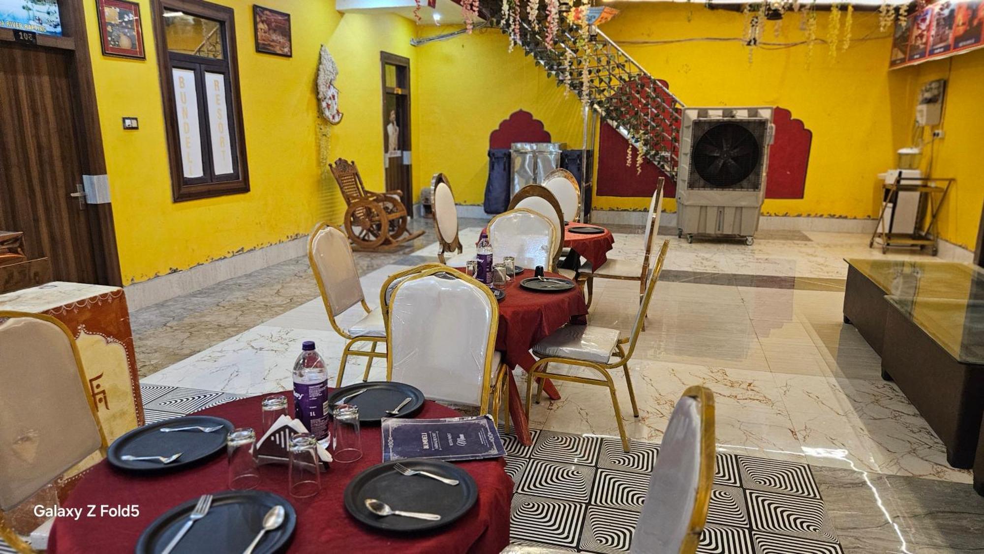 Bundeli Farm Resort Orchha Eksteriør billede