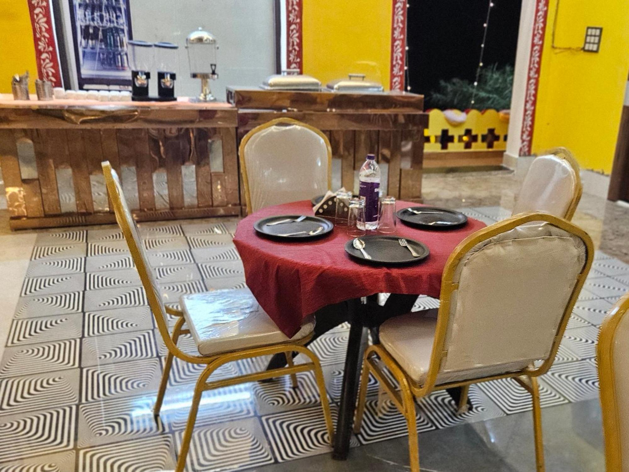 Bundeli Farm Resort Orchha Eksteriør billede